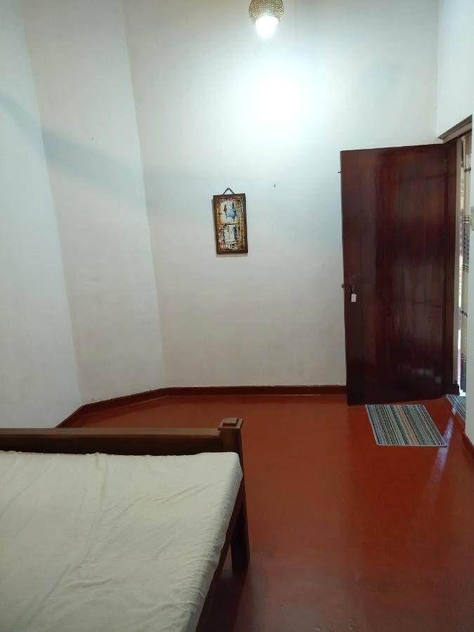 Mama'S Hostel Ahangama Ngoại thất bức ảnh