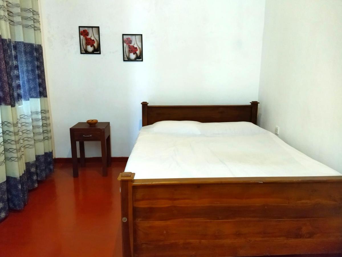 Mama'S Hostel Ahangama Ngoại thất bức ảnh
