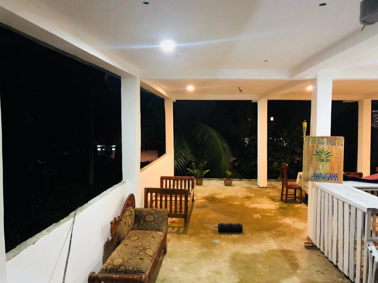 Mama'S Hostel Ahangama Ngoại thất bức ảnh