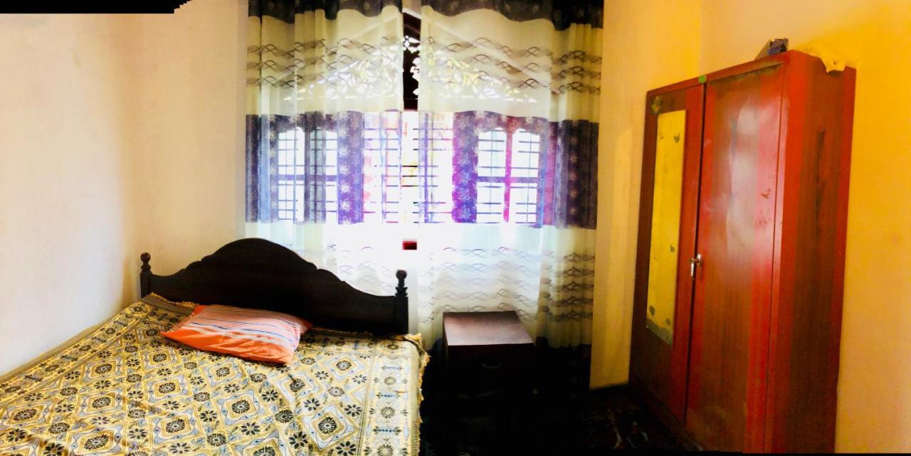 Mama'S Hostel Ahangama Ngoại thất bức ảnh